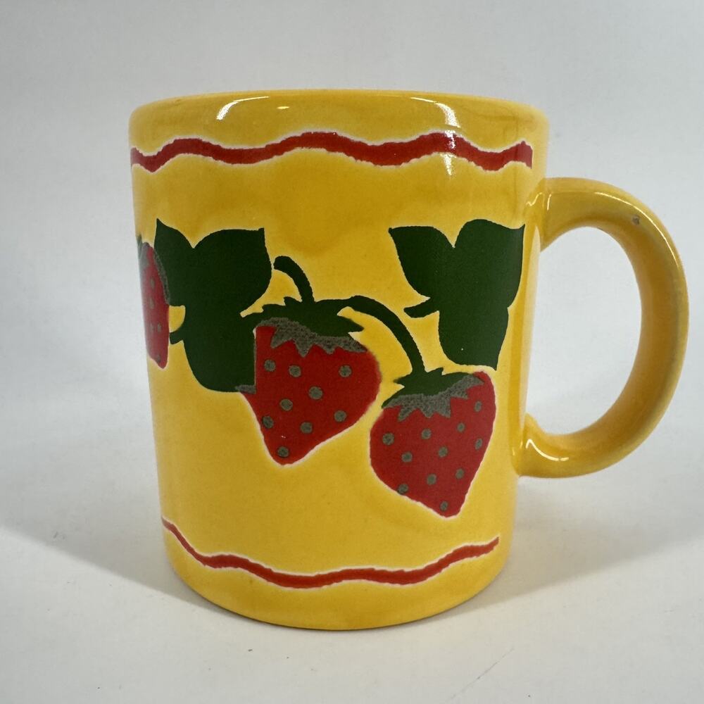 Waechtersbach Spain Strawberry Yellow Painted Ceramic Coffee Mug